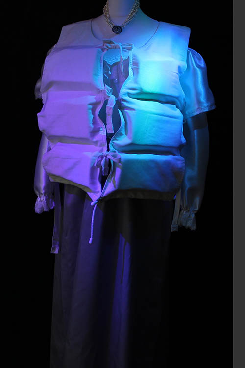 RMS Titanic life jacket 1912 cork style vest stage costume